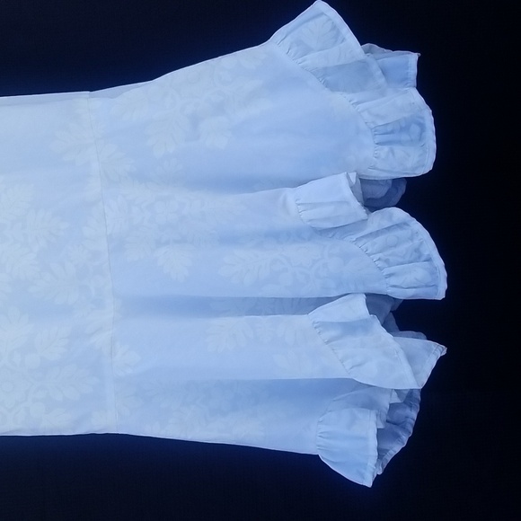 Hilo Hattie Elegant White Floral Dress 8 Zip Up With Ruffle Bottom - Picture 3 of 11